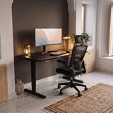 Bureau LEVORA motorisé 140 cm – setup du soir
